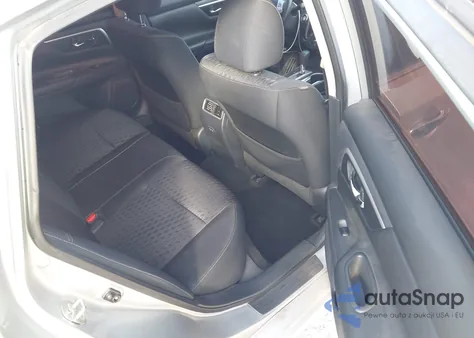 2017 Nissan Altima 2.5 Sv z USA, uszkodzony, nr VIN 1N4AL3AP2HC475268